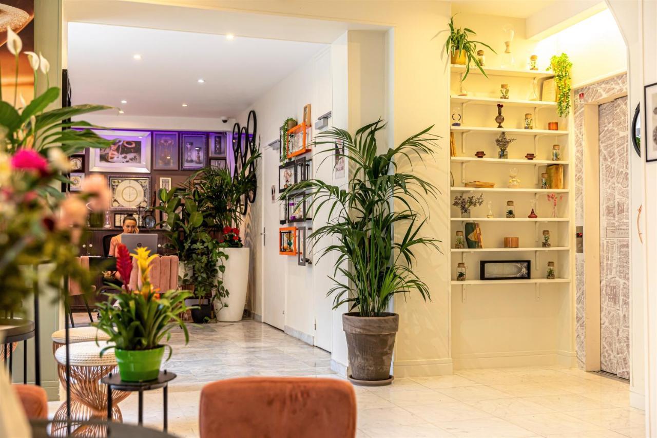 Hotel Ariane Montparnasse By Patrick Hayat Paris Exterior photo