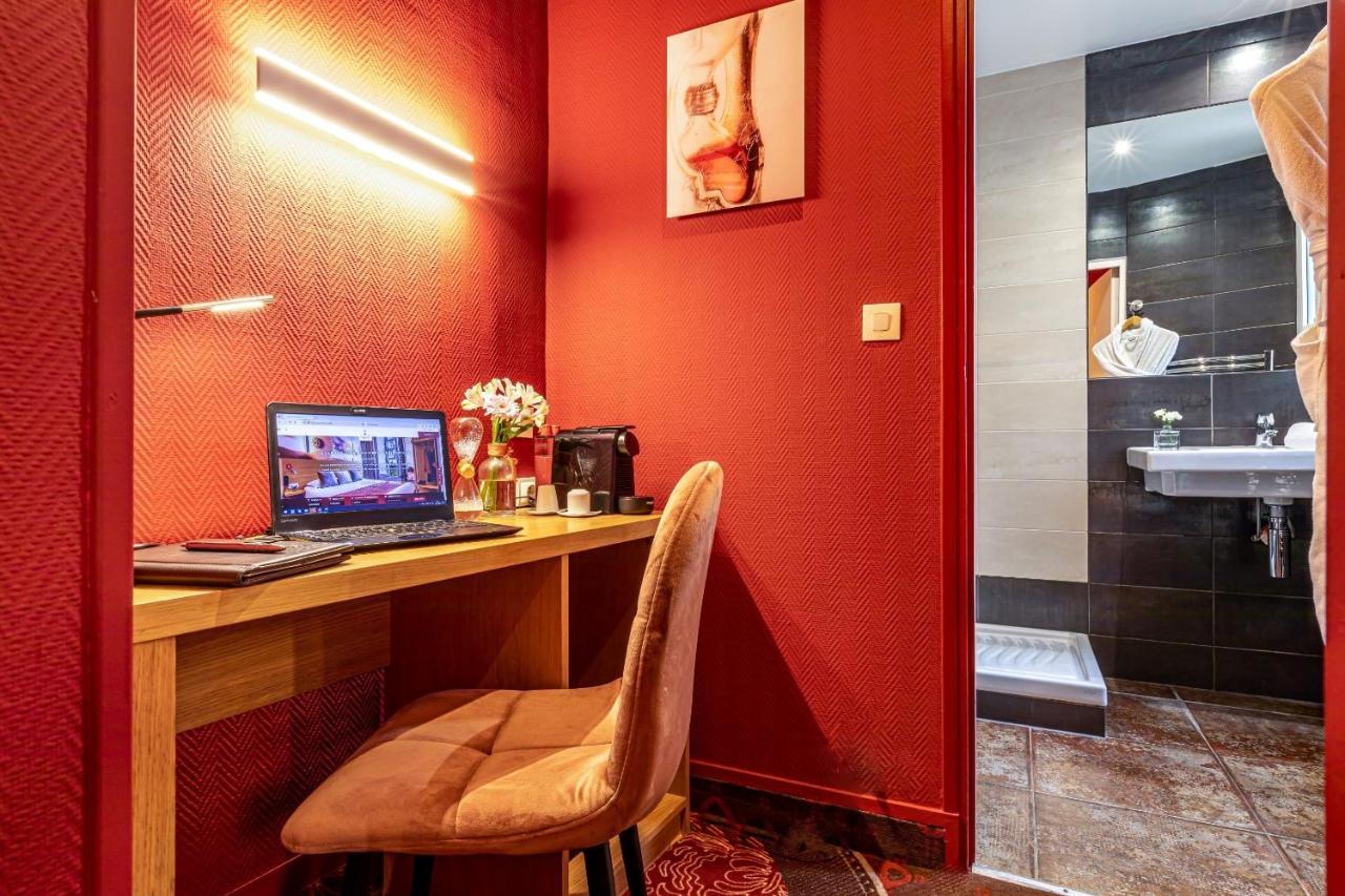Hotel Ariane Montparnasse By Patrick Hayat Paris Exterior photo